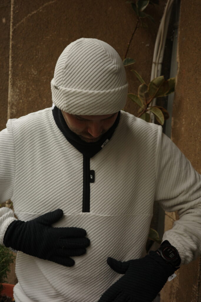 R0000852-683x1024 ACT Running - ubrania biegowe na zimę