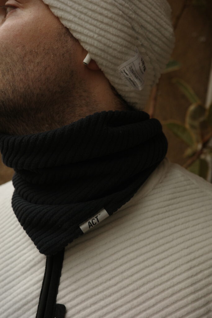 R0000855-683x1024 ACT Running - ubrania biegowe na zimę