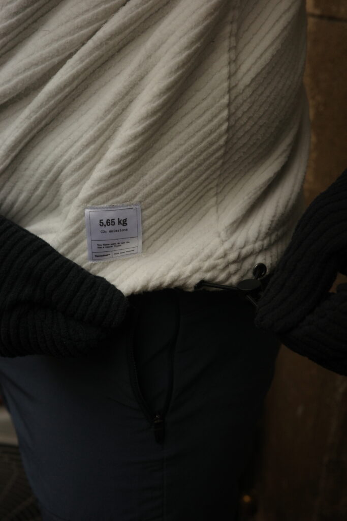 R0000862-683x1024 ACT Running - ubrania biegowe na zimę